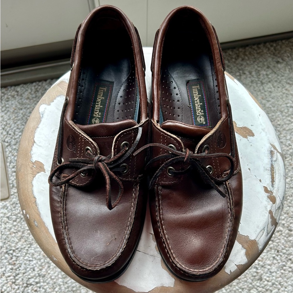 Men’s size 10 deck shoes